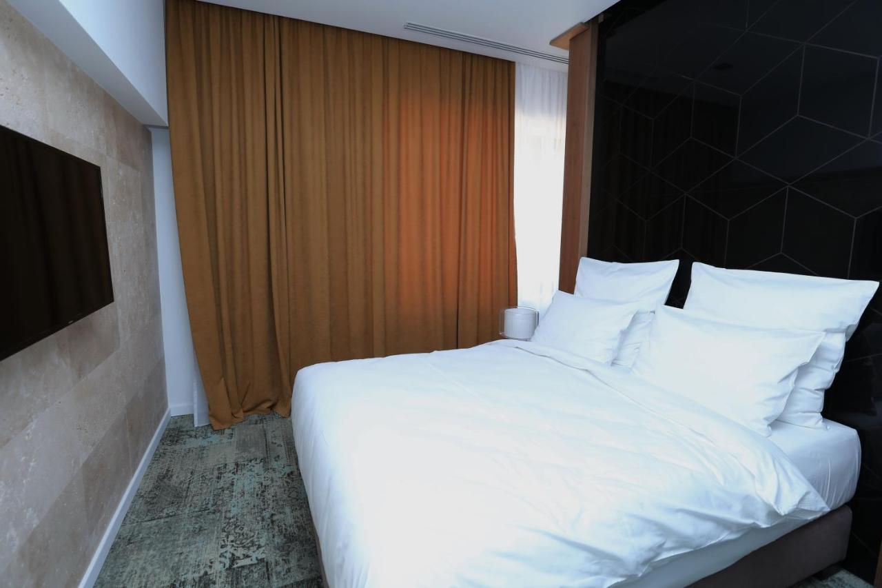 Valentino Rooms Focşani Exterior foto